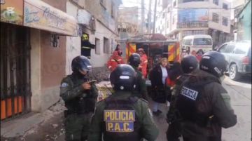 Incendio movilizó a bomberos tras causar zozobra en plaza El Minero