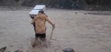 TED: Cruzando ríos, desiertos y el salar inundado, todo el material electoral en Potosí fue entregado