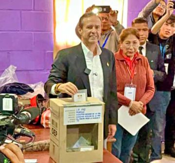 Tuto: “Que las urnas hablen, que se respete el resultado”