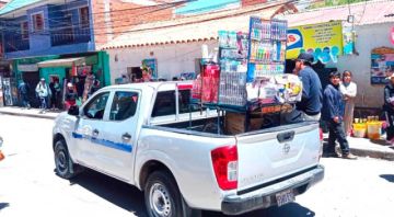 Intendencia traslada comerciantes que ocupan las calles de la ciudad