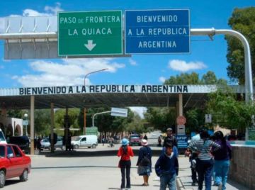 Intensifican controles en frontera con Argentina para evitar ingreso de contrabando