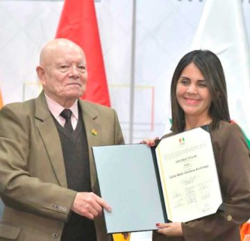 TSE acredita a legisladores y les pide 2 tareas urgentes