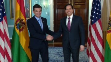Rodrigo Paz se reúne con Marco Rubio en Estados Unidos