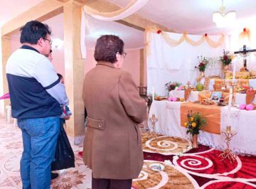 Las tradiciones en Todos Santos se mantienen vivas en todo Potosí