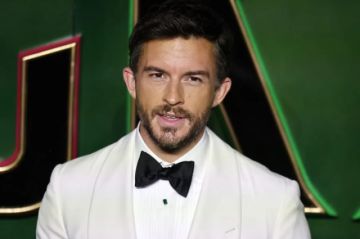 El actor británico Jonathan Bailey es elegido por la revista People como el hombre más sexy del mundo