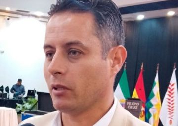 Policía analiza jurídicamente la solicitud de Lara de vestir uniforme para la posesión