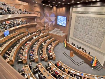 Bancada oficialista inicia convivencia y quiere mostrarse cohesionada