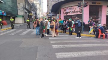 Expectativa y esperanza marcan la percepción ciudadana en la asunción de Rodrigo Paz