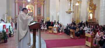 Iglesia católica convoca a las autoridades a trabajar por los necesitados