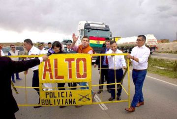 Gobierno anuncia aumento de 40% de los combustibles