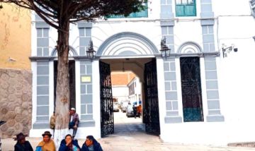 Cívicos anuncian bloqueo de edificio municipal por renuncia de concejales