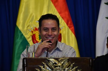 Lara reflota proceso contra Russo y pide su destitución del Comando general de la Policía