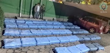 Interceptan un furgón que transportaba paquetes de marihuana en la ruta Potosí - Sucre