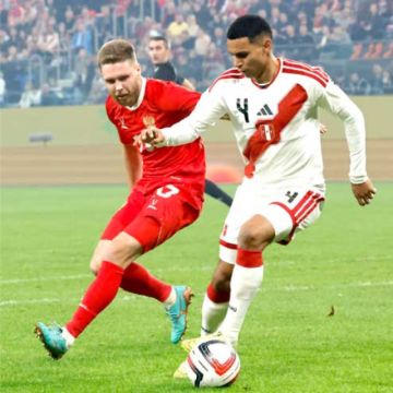 Un valiente Perú empata con Rusia en un amistoso