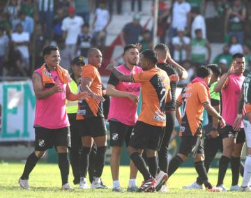 El festejo de los jugadores potosinos.  