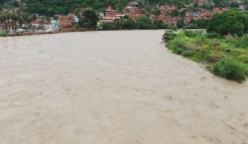 Caranavi pide ayuda para limpiar el material arrastrado por el río Yara