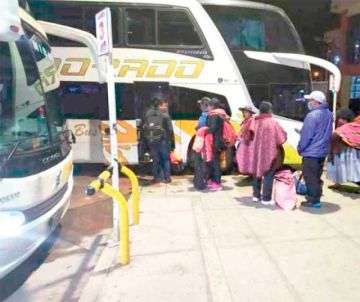 Las empresas de transporte normalizan viajes al interior