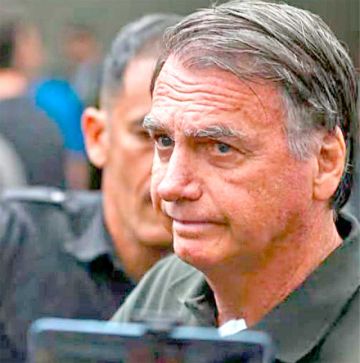 Detienen a Bolsonaro ante un riesgo de fuga