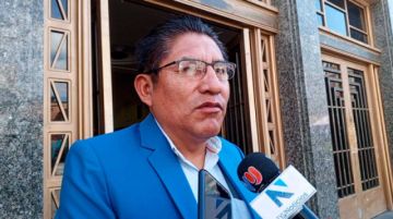Félix Patzi anuncia candidatura a la Gobernación de La Paz