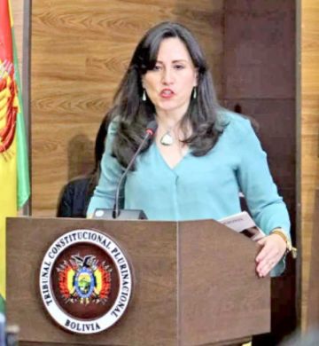 Se van 7 magistrados del TCP y el TSJ
