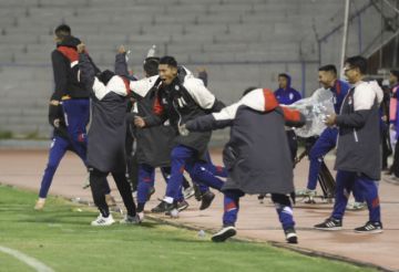 Nacional Potosí se va a la semifinal con gol de Rojas