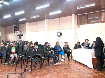 Sortearon cupos para 23 unidades educativas de alta demanda en Potosí