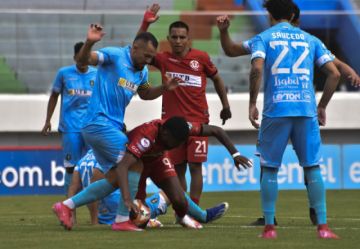 Con doblete, Vásquez acerca a San Antonio a la clasificación internacional