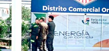 Allanan oficinas de YPFB en tres departamentos