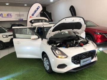 El Swift Híbrido también incorpora más de 15 sistemas de seguridad avanzados.