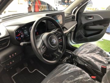 Cuenta con acabados de lujo en su interior.