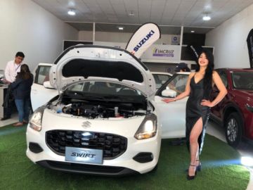 Axel Concesionarios presenta en Potosí el nuevo Suzuki Swift Híbrido