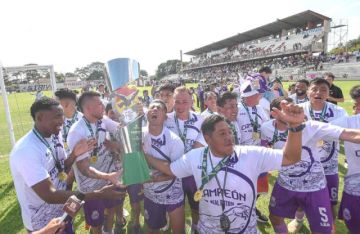 Real se corona campeón y retorna a la división profesional 