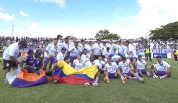 Real se corona campeón y retorna a la división profesional 