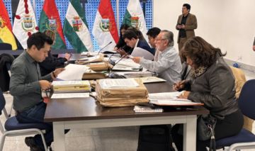 Comienza la revisión de documentos de los postulantes a vocales del TSE
