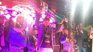Real festeja retorno a División Profesional con sus hinchas