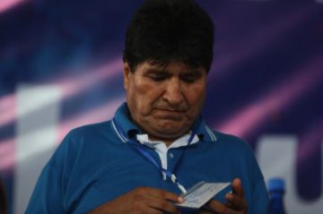 “Lo correcto sería que se entregue”: Diputado del PDC, sobre la situación de Evo Morales