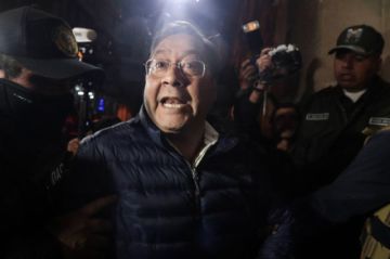 Luis Arce fue trasladado a una celda compartida en la cárcel de San Pedro