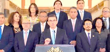 Paz elimina subsidio a los carburantes