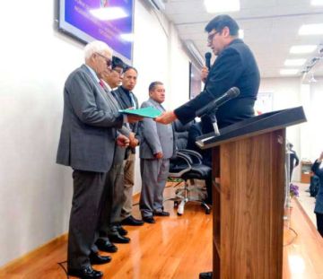 UATF busca continuar con la acreditaciones de sus carreras