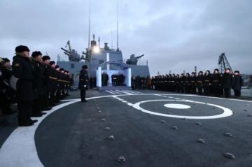 Ucrania ataca por primera vez en el Mediterráneo un barco de la flota fantasma rusa