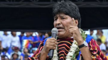 Evo Morales anuncia marcha en rechazo al alza de precio de los combustibles 