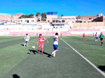 Planteles van por los tres puntos en el torneo de fútbol de la Primera B