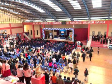 Esfmea : más de cien maestros egresarán de seis especialidades