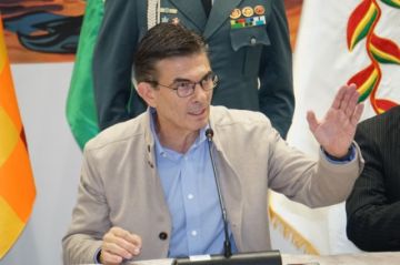 Gobierno aprueba decreto para ampliar el acceso a internet y reducir la brecha digital en Bolivia