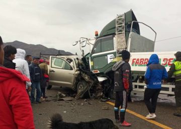 Un choque frontal en la Diagonal Jaime Mendoza deja dos fallecidos