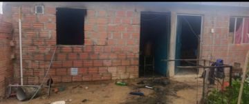 Villazón: Policía controla incendio en vivienda
