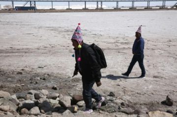 Las comunidades indígenas le piden al Gobierno un estudio ambiental para explotar litio en Bolivia