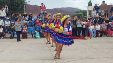 Grupo de bailarines