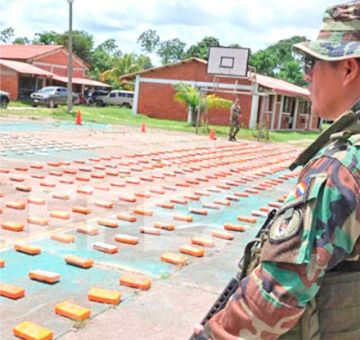 La Felcn incauta más de 600 kilos de droga en amazonia de Beni