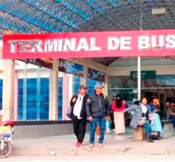 Alza brutal de pasajes desplomó la afluencia en terminal de Potosí